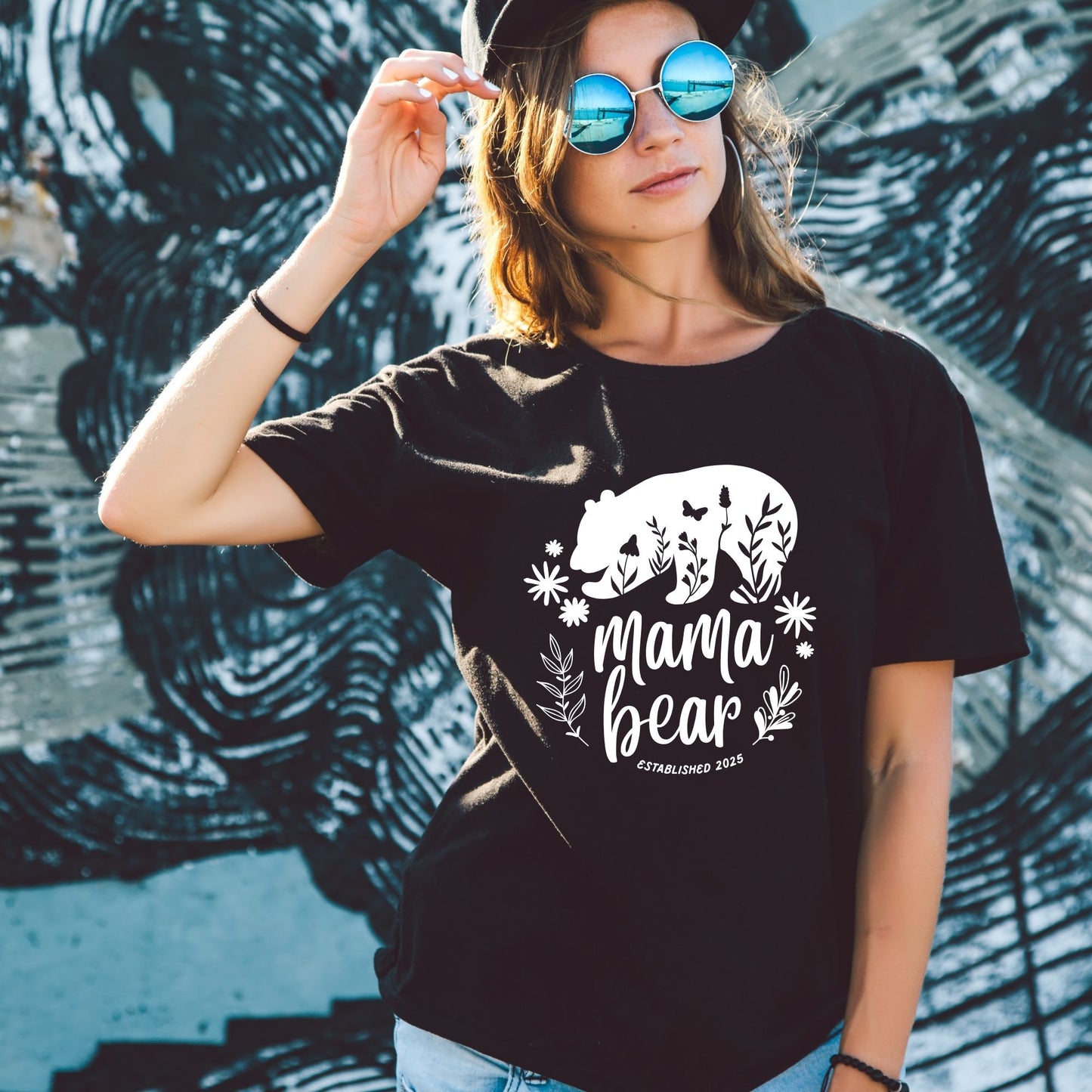Mama Bear 2025 Mom T-Shirt