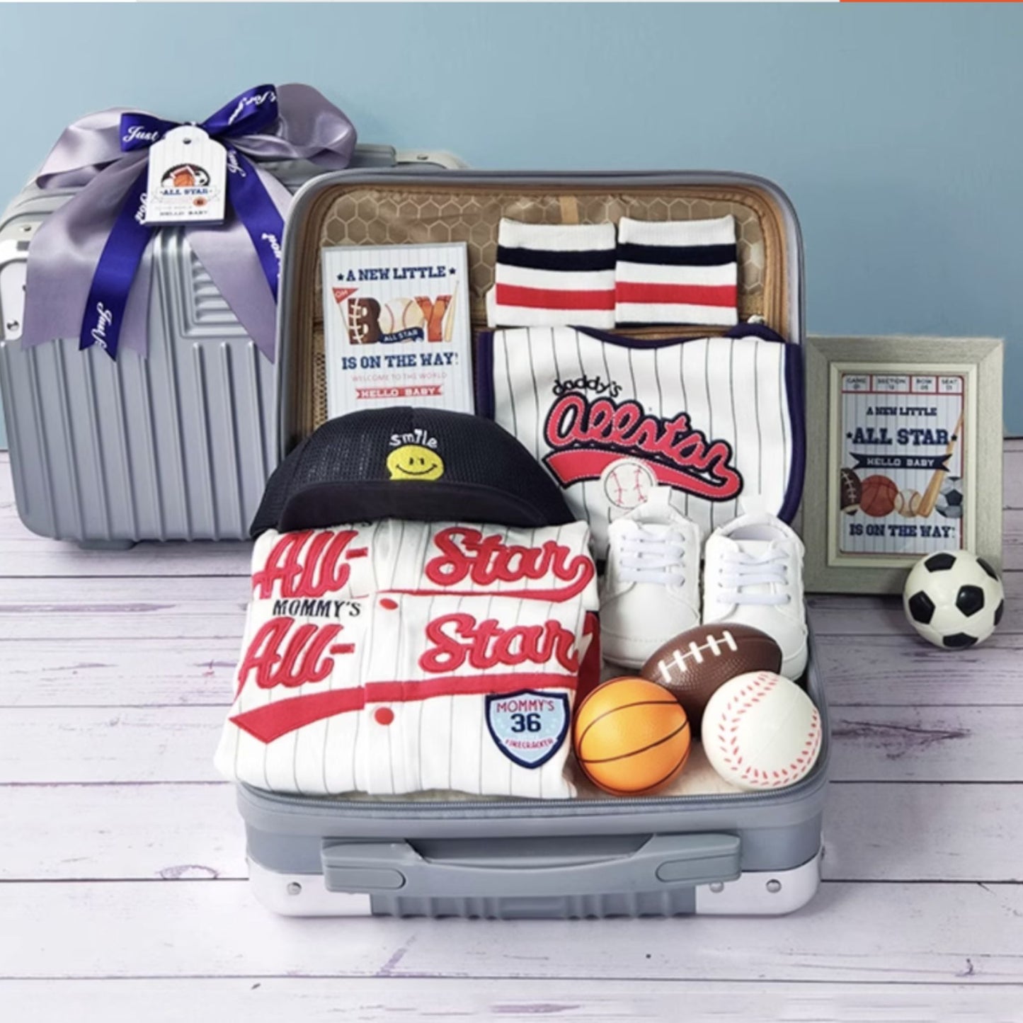 Mommy’s All Star Baseball Cute Baby Gift Set Luggage 6-12 Months