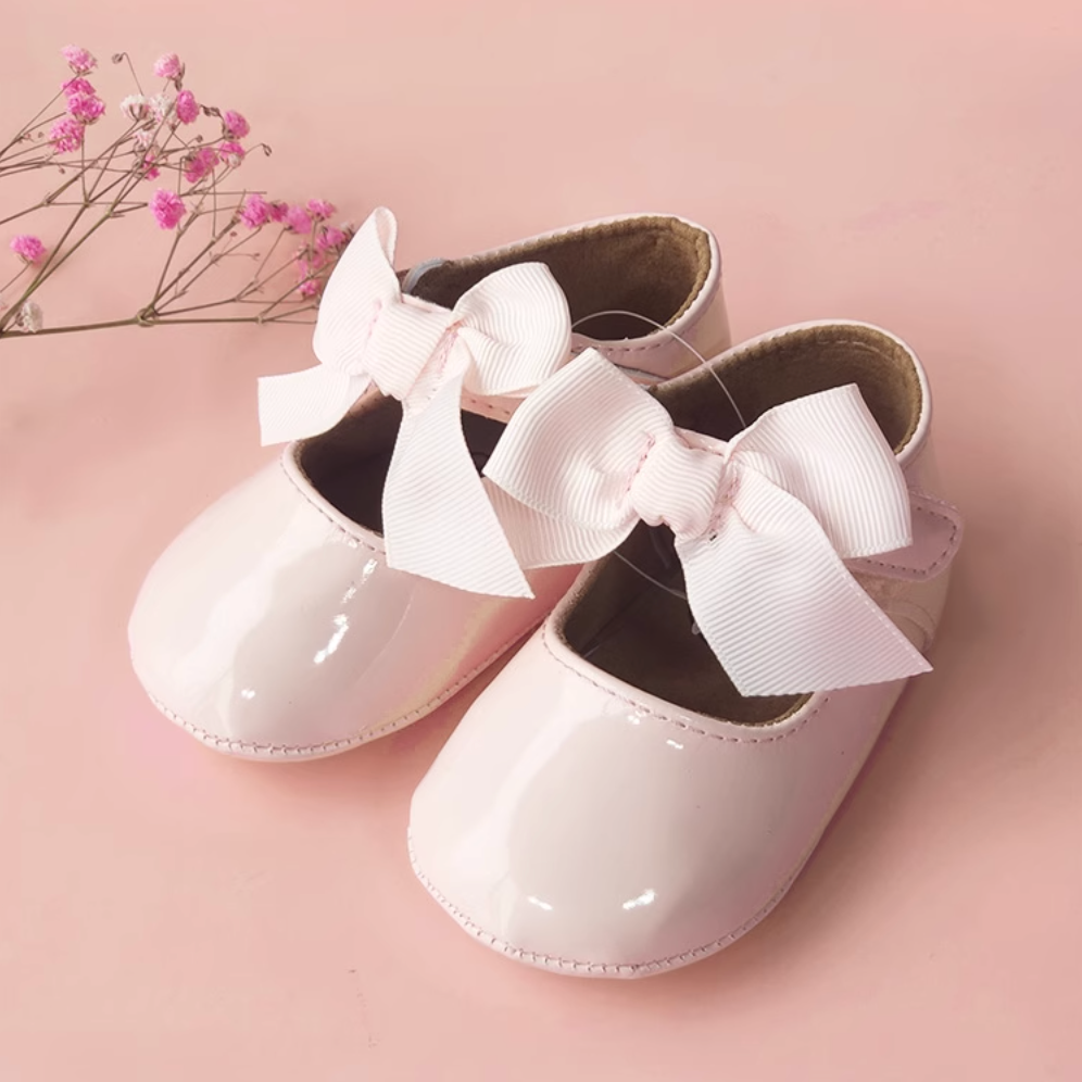 Pretty in Pink Luggage Baby Girl Gift Set 3-12 Months