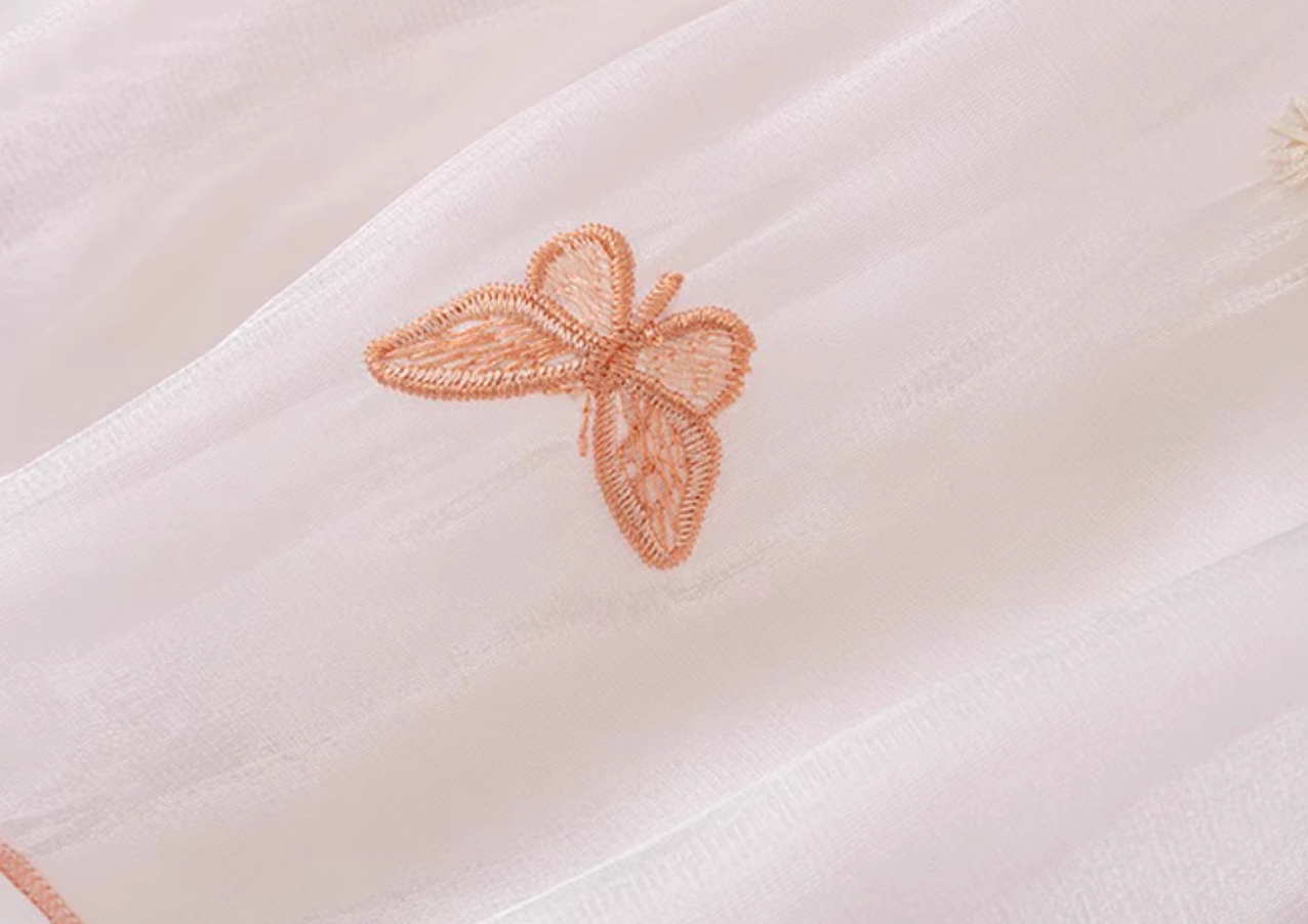 Charming Baby Girl Luggage Gift Set 3-6 Months