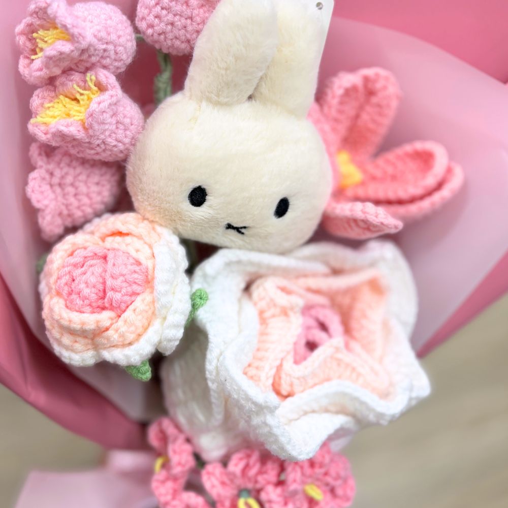 Crochet Rose & Lily Flower Bouquet with Miffy 💐🎀