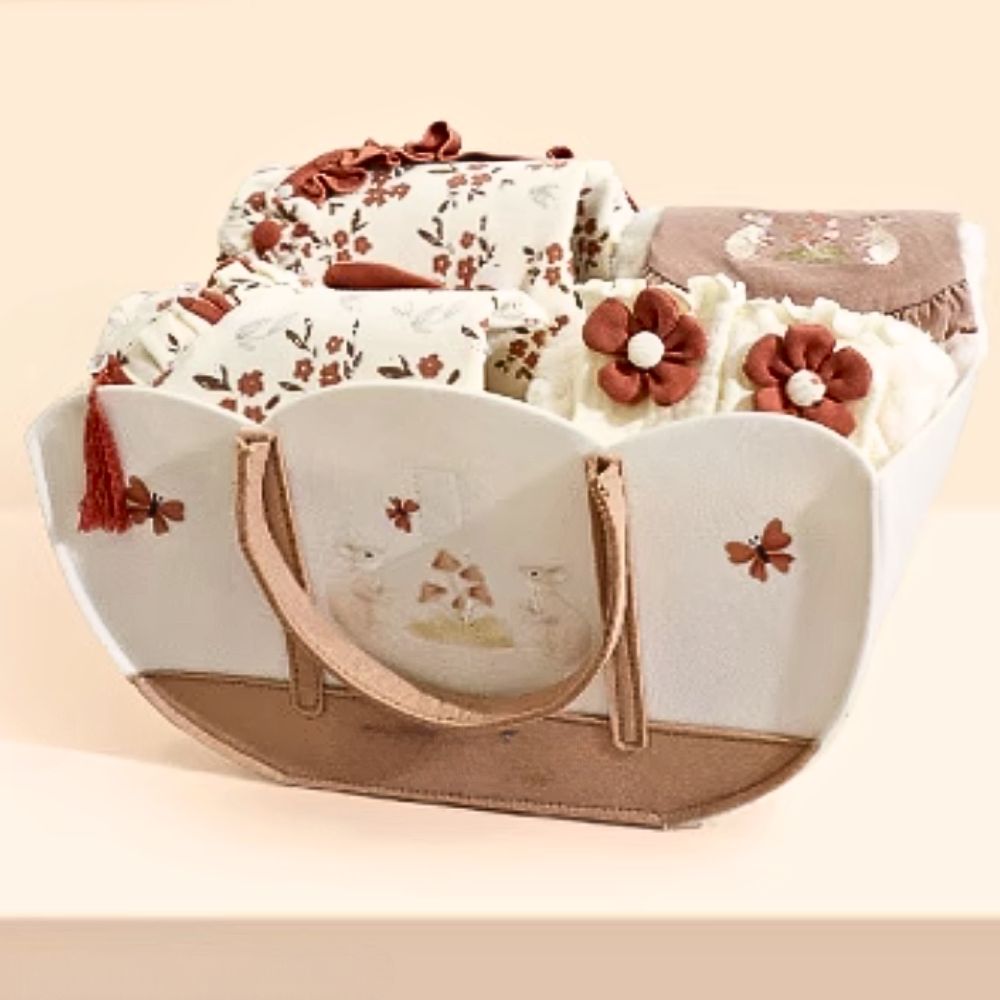 Elegant Brown Floral Baby Girl Newborn Hamper Bag 3-6 Months