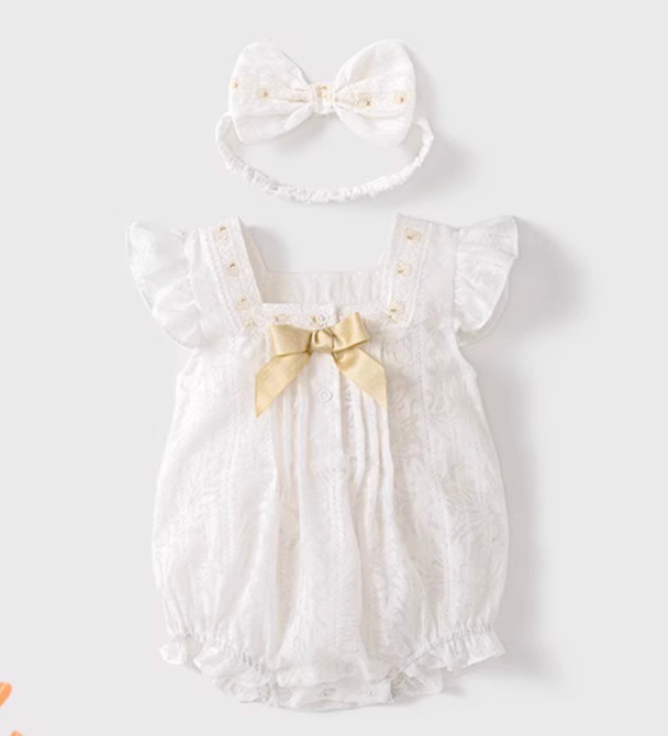 9 Pc Golden Bloom Baby Girl Luggage Gift Set 3-6 Months