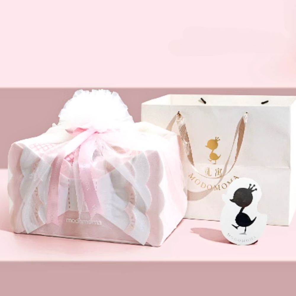 Pretty In Pink Newborn Hamper Bag with Elegant Ribbon Bow 3-6 Months